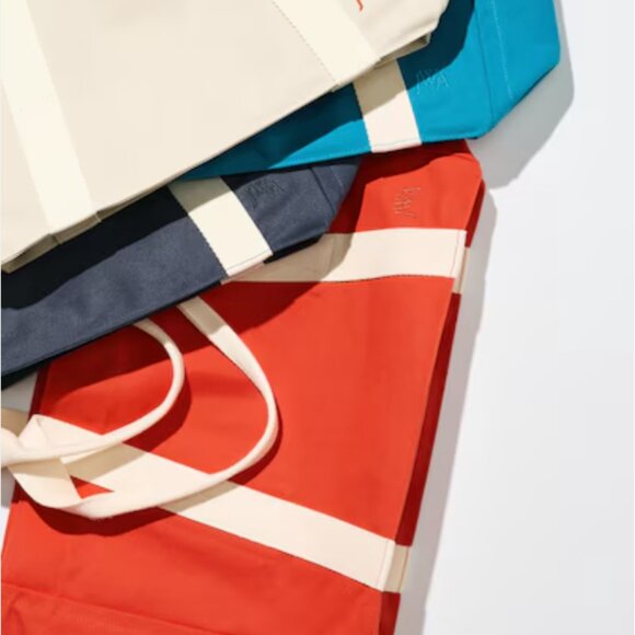 Uniqlo xJW Anderson Canvas tote 2025 - Picture 2 of 5